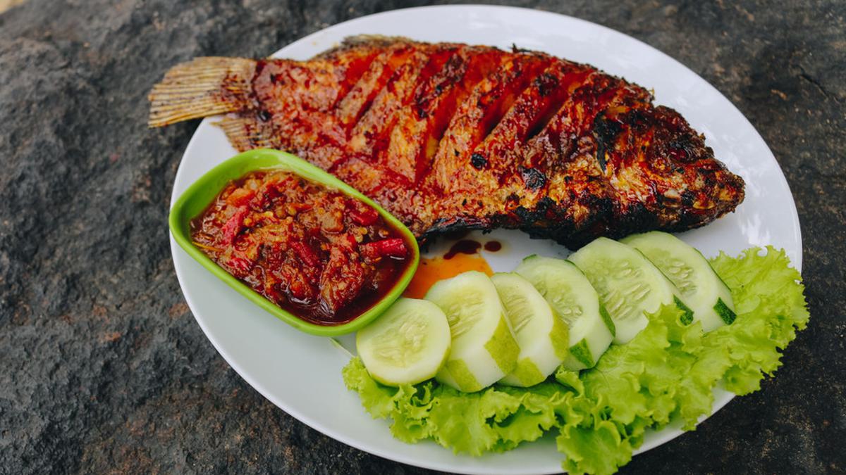 Ikan Bakar Rica Khas Manado Sensasi Pedas dan Gurih dari Sulawesi Utara