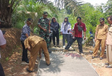 Durian Bubur, Bangun  Jalan Sentra Pertanian dan Rabat Beton 