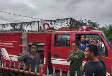 Diduga Korsleting Listrik, Dua Unit Rumah Warga Tanjung Negarau Kedurang Dilalap Sijago Merah