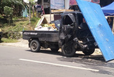 Melebar di Tikungan, Honda CRV Hantam Carry Futura Pick Up