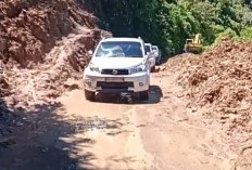 Setelah 38 Jam Penangan Longsor di Desa Air Tenam Ulu Manna, Jalan Lintas Manna-Pagar Alam Sudah Bisa Dilalui 