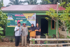 Warga Padang Batu Ilir Talo, Terima Bantuan Bedah Rumah Baznas Seluma