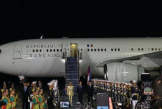 Presiden Prancis Emmanuel Macron Tiba di Indonesia untuk Kunjungan Kenegaraan