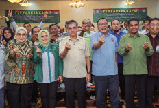 Menaker: Hubungan Industrial Harus Naik Kelas agar Pekerja Tak Tertinggal oleh AI