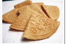  Kue Seupet Khas Aceh, Manis Lembut yang Dipanggang dalam Cetakan Tradisional