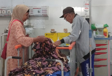   Terlindas Mobil Pick Up di Simpang Tiga SLB Sidomulyo Seluma, Kurir SPX Alami Luka Berat