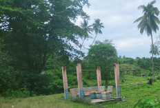 Fasilitas di Objek Pantai Pasar Bawah Rusak, Ganggu Pemandangan