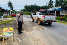 Jelang Arus Mudik, Satlantas Polres Seluma Pasang 4 Titik Spanduk Himbauan