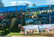 Pemda BS Menertibkan Pelaku UMKM  di Taman Merdeka Ke Kawasan Pantai Pasar Bawah