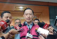 Tom Lembong Jalani Sidang Tuntutan , Terkait Kasus Korupsi Impor Gula