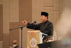 Jadi Presiden,  Prabowo Subianto Lepas Jabatan Ketum Pengurus Besar Ikatan Pencak Silat Indonesia