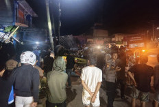  Diduga Rem Blong, Truk Kontainer Terguling di Turunan Bawah Fly Over Seluma, Sopir dan Kernet Tewas Terjepit