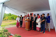 Pasangan Teddy Rahman  dan Gustianto Daftar ke KPU Seluma, Dikawal Ribuan Pendukung dan Simpatisan