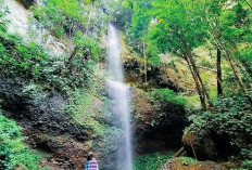 Keindahan  Air Terjun Simpang Keciak di Seluma Utara,Seluma