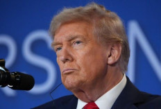 Trump Kaji Opsi Serangan Terarah ke Iran untuk Picu Gelombang Protes Baru