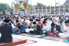 Salat Idulfitri di Masjid Baitul Izzah Berlangsung Khidmat