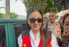 Sidang Nikita Mirzani Diskors Sejenak karena Izin ke Toilet