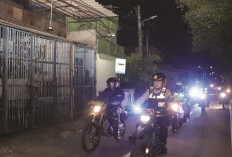 Polisi dan TNI di Jakut Patroli Gabungan Antisipasi Premanisme