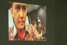 Hasto Kristiyanto Pertanyakan Langkah KPK: Jika Tahu Lokasi Harun Masiku, Mengapa Tak Ditangkap?