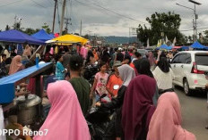 Pedagang Takjil Alun-Alun, Laris Manis