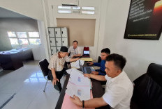 Lengkapi Berkas Perkara, Penyidik Pidsus Kejari Seluma Periksa Eks Bupati Seluma di Rutan Malabero