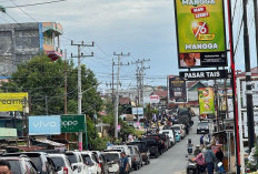 Pascakenaikan Harga Pertamax, Antrean Pertalite di SPBU Tais Tak Pernah Sepi