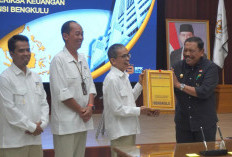  Wagub Serahkan LKPD 2025 ke BPK RI, Untuk Transparansi ke Rakyat