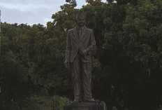 Pemprov DKI Jakarta Pindahkan Patung Lama MH Thamrin ke Balai Kota