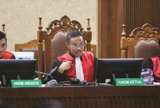 Serba-serbi Hakim Pemvonis Harvey Moeis Dimutasi ke Papua