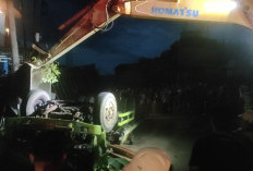 Proses Evakuasi Truk Kontainer Fly Over Seluma Telan 6 Jam, Berikut Identitas Sopir dan Kernet