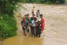 Jembatan Sekalak Tak Kunjung Dibangun, Ketua DPRD Minta Masyarakat Bersabar