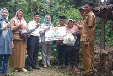 Baznas Seluma Bantu Korban Kebakaran di Desa Lubuk Gadis Rp 20 Juta