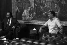 Temui Menhan Syafri, Surya Paloh Bahas Visi Pemerintahan Prabowo