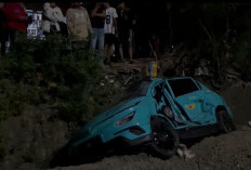 Sopir Green SM Tersangka, Kasus Kecelakan Kereta Api di Bekasi