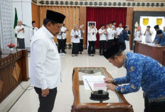 Disaksikan Wagub, Kepala OPD di Provinsi Teken Perjanjian Kinerja, Wagub Ingatkan  Visi Bantu Rakyat