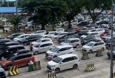 Puncak Arus Balik, Ribuan Kendaraan Padati Pelabuhan