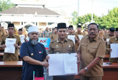   Gubernur Helmi Hasan Tegaskan Larangan Pungli di OPD, Evaluasi Kinerja  Tiap Tiga Bulan