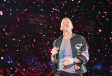 Chris Martin dan Dakota Johnson Dikabarkan Berpisah setelah 8 Tahun Menjalin Hubungan