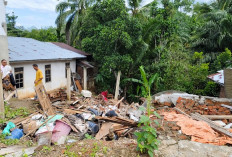 Diterjang Hujan Lebat, Rumah Warga Dusun Baru Seluma Amblas