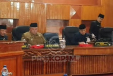 Paripurna DPRD Persetujuan Raperda, Bupati dan Wabup BS Kompak Hadir