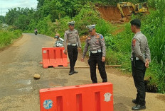 Terancam Amblas, Setengah Jalan Penghubung Pasar Sembayat – Bunga Mas Seluma Timur, Ditutup