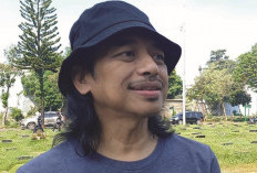 Dewa Budjana Kenang Irianti Erningpraja: Tetangga Lama yang Jarang Bertemu