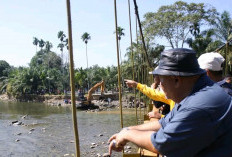 Tidak Buang Sampah di Sungai, Bupati Ajak Jaga Kebersihan
